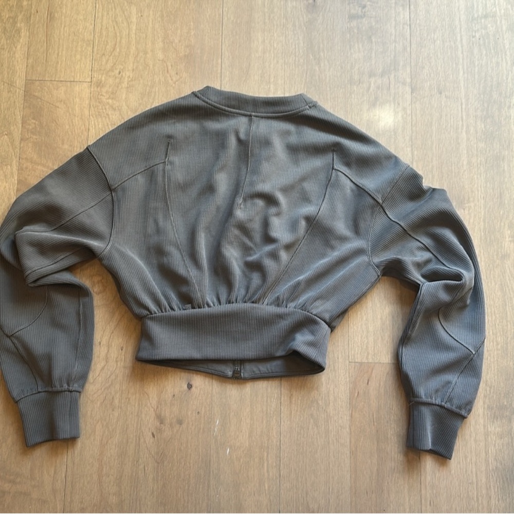 Lululemon Ribbed Softstreme Cropped Jacket size 2 - Picture 7 of 9